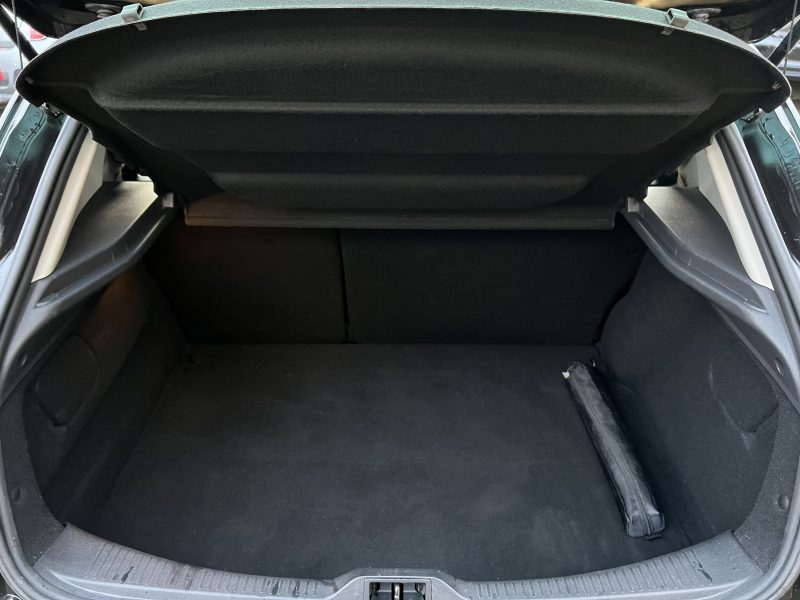 RENAULT MEGANE 3 III LUXE PRIVILEGE 1.9 DCI 130 Cv 1ERE MAIN 56 100 Kms GPS CUIR - GARANTIE 1 AN