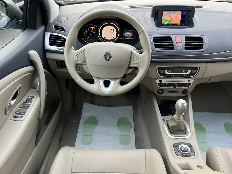 RENAULT MEGANE 3 III LUXE PRIVILEGE 1.9 DCI 130 Cv 1ERE MAIN 56 100 Kms GPS CUIR - GARANTIE 1 AN