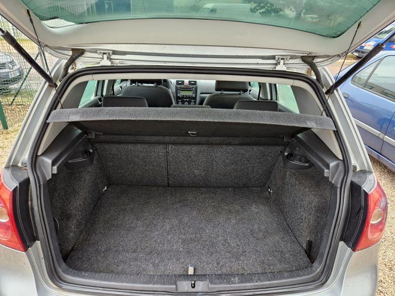 VOLKSWAGEN GOLF V 2006