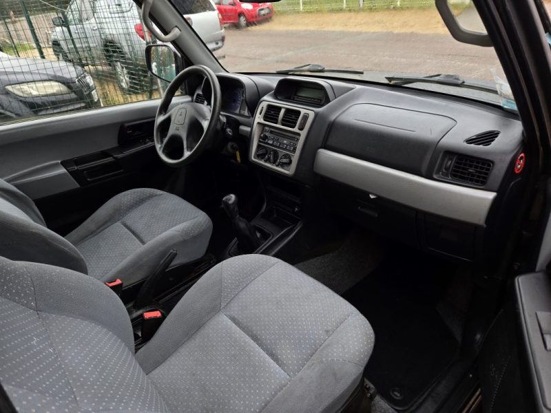 MITSUBISHI PAJERO PININ I 2002