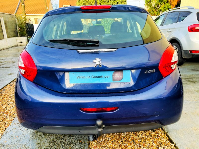 PEUGEOT 208 2013