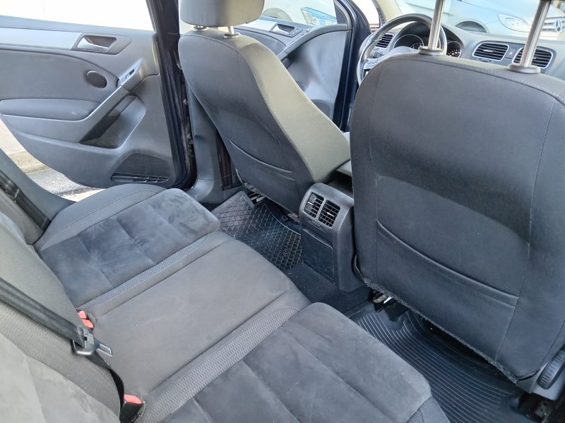 VOLKSWAGEN GOLF VI 2010