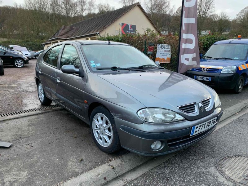 RENAULT MEGANE I 1.4i 16V 95CV