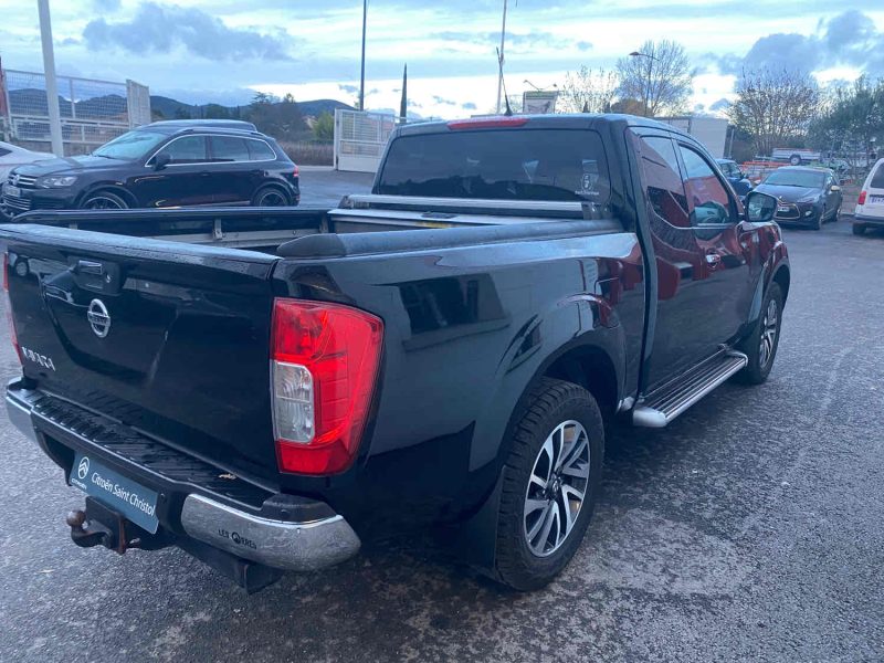 NISSAN NP300 NAVARA Pick-up 