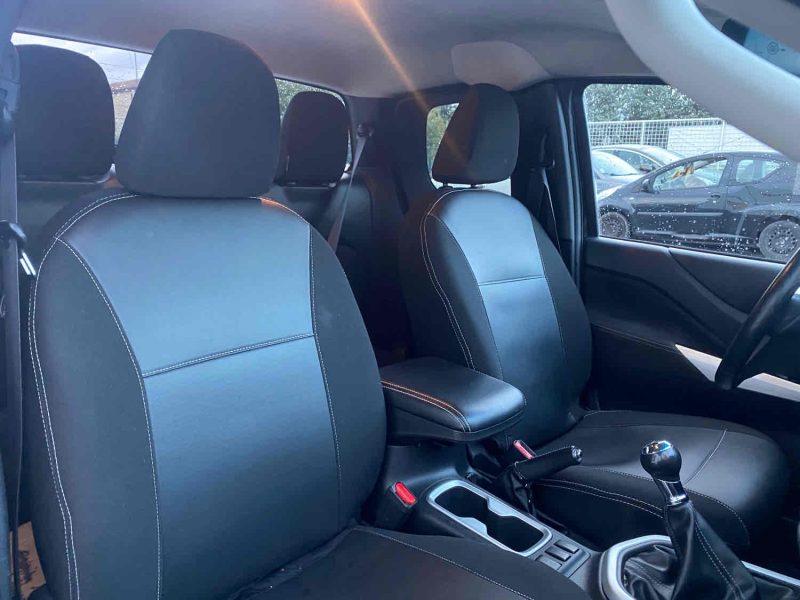 NISSAN NP300 NAVARA Pick-up 