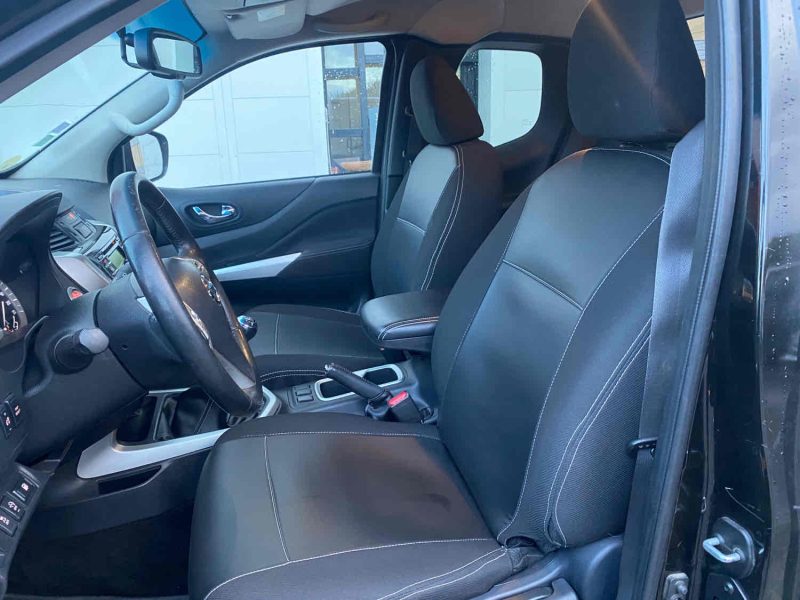 NISSAN NP300 NAVARA Pick-up 