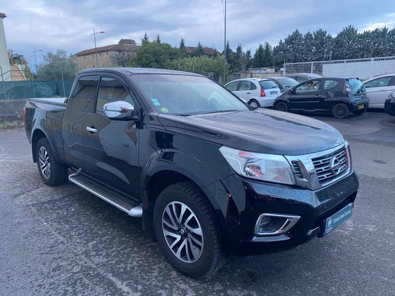NISSAN NP300 NAVARA Pick-up 