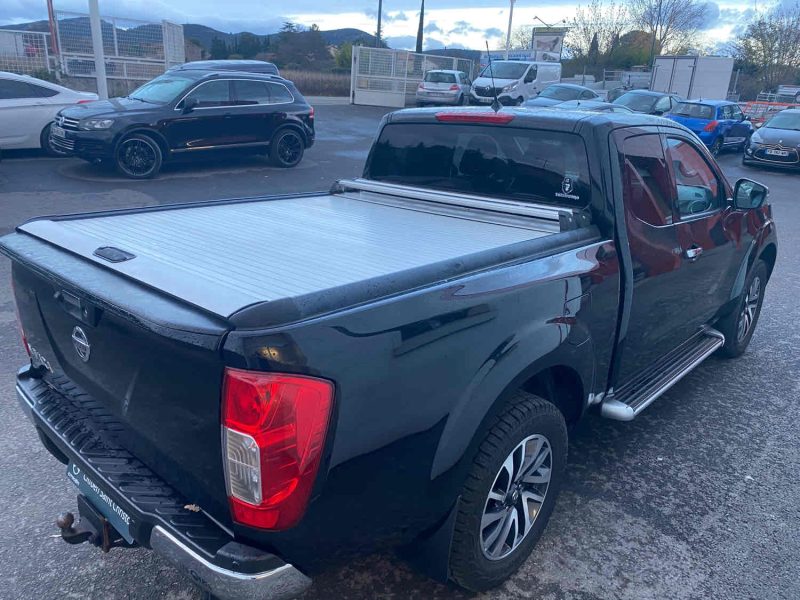 NISSAN NP300 NAVARA Pick-up 