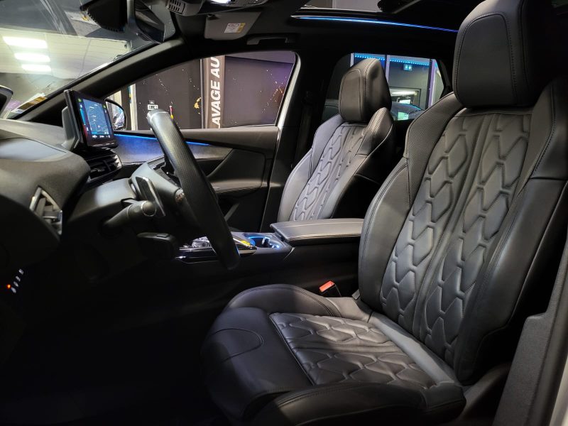 PEUGEOT 3008 HYBRID4 225cv GT PACK TOIT OUVRANT / CUIR COMPLET ELEC A MEMOIRE CHAUFFANT