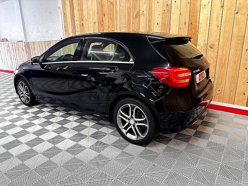 MERCEDES CLASSE A200