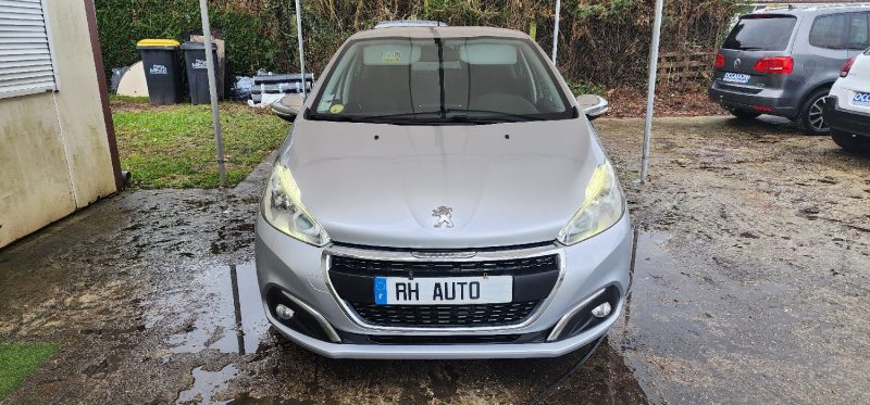 PEUGEOT 208  1.6 HDi 100cv URBAN SOUL