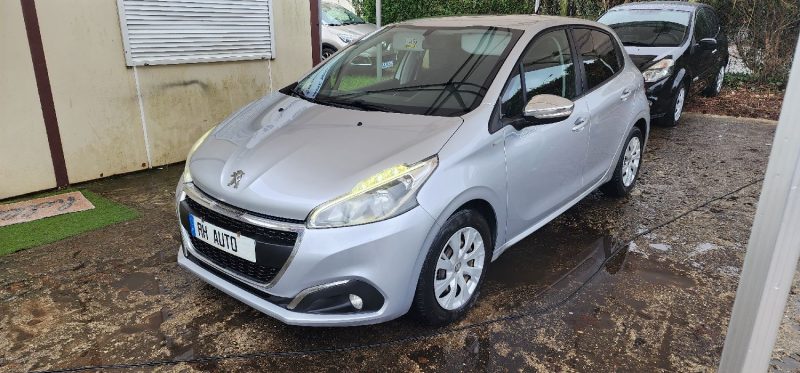 PEUGEOT 208  1.6 HDi 100cv URBAN SOUL