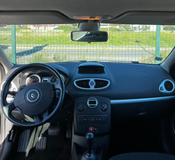 RENAULT CLIO 2009