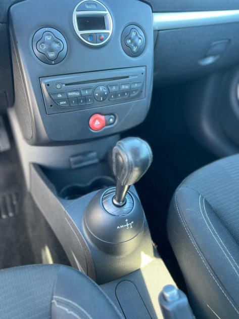 RENAULT CLIO 2009