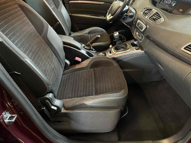 RENAULT SCÉNIC III 2013