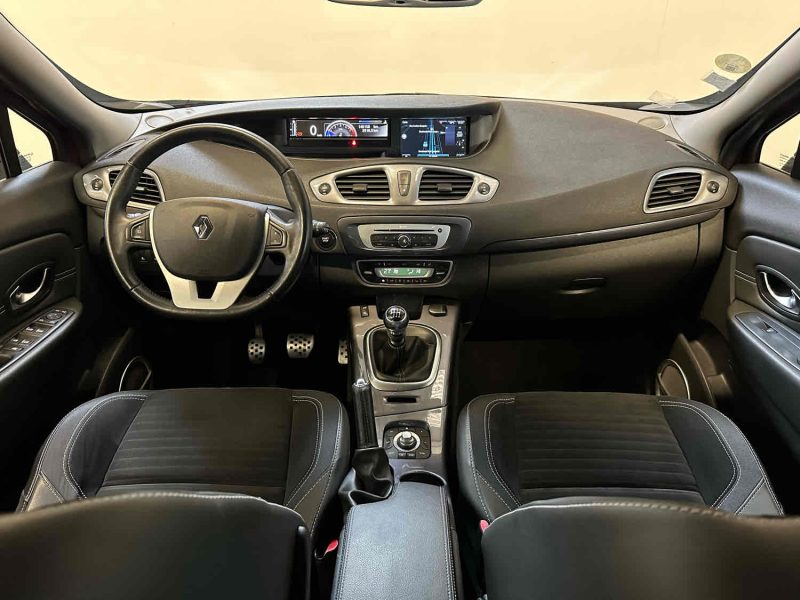 RENAULT SCÉNIC III 2013