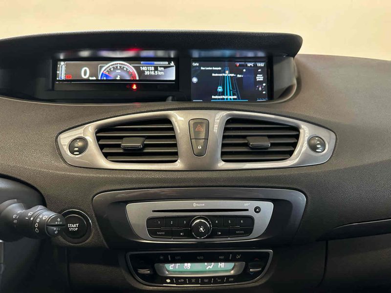 RENAULT SCÉNIC III 2013