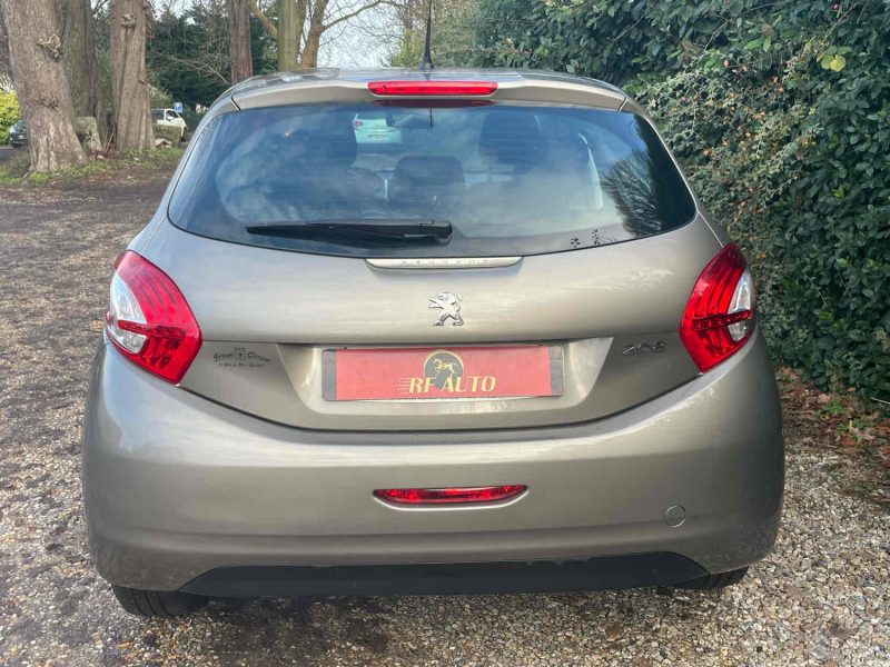 PEUGEOT 208 I 2013 1.2 VTI 82cv
