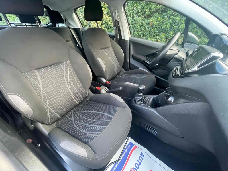 PEUGEOT 208 I 2013 1.2 VTI 82cv