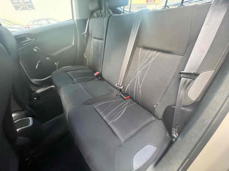 PEUGEOT 208 I 2013 1.2 VTI 82cv