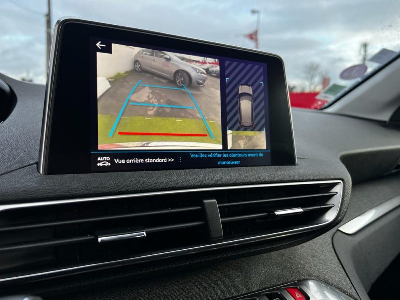 PEUGEOT 3008 SUV 2018