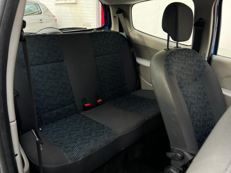 RENAULT TWINGO II 2009