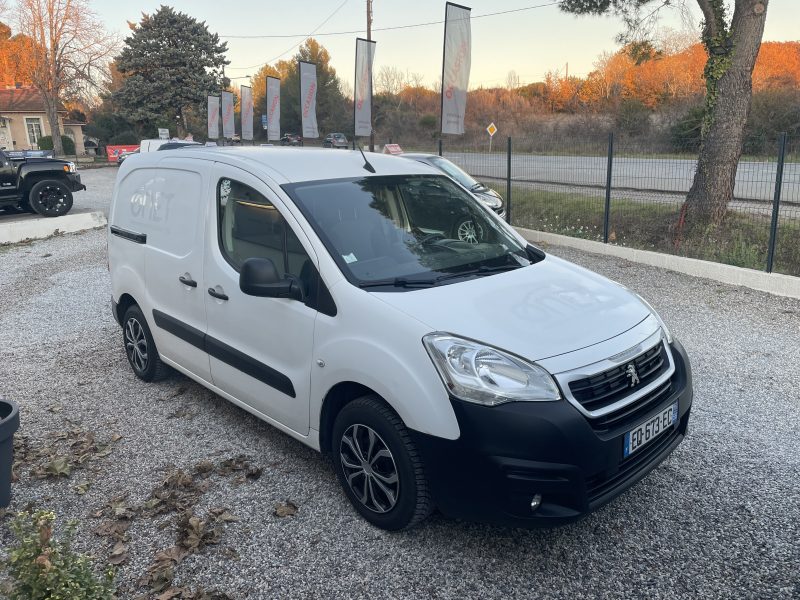 PEUGEOT PARTNER Camionnette/Monospace 2017