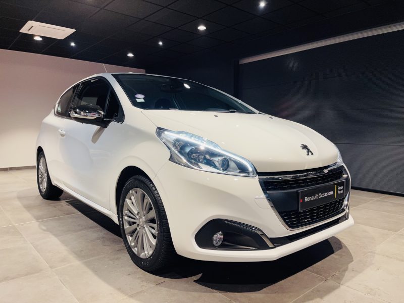 PEUGEOT 208 I 2016