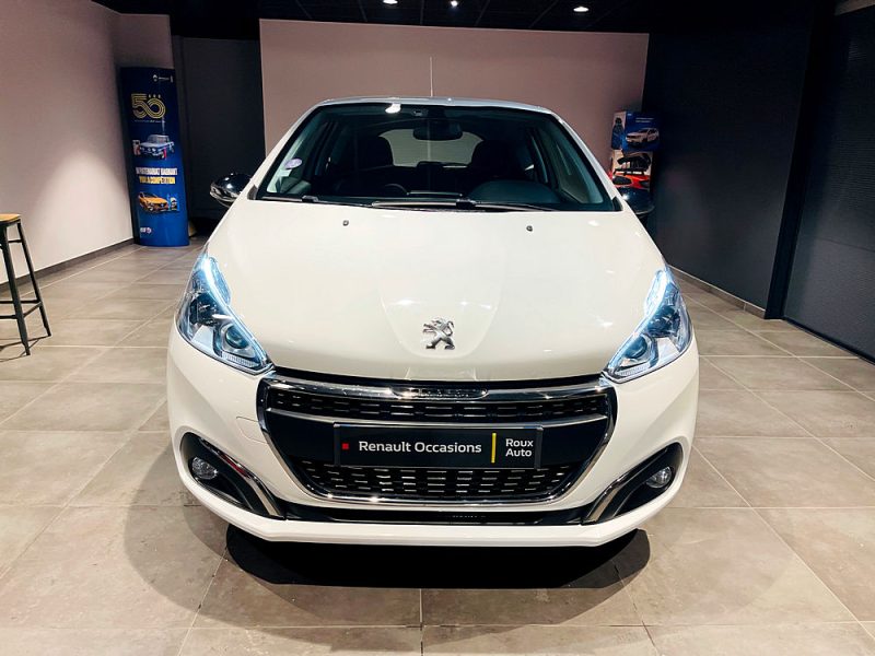 PEUGEOT 208 I 2016