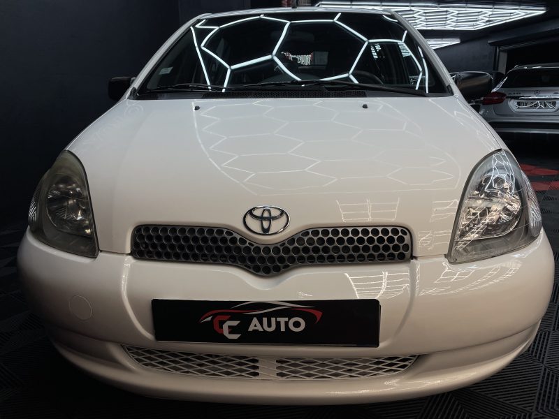TOYOTA YARIS 2002
