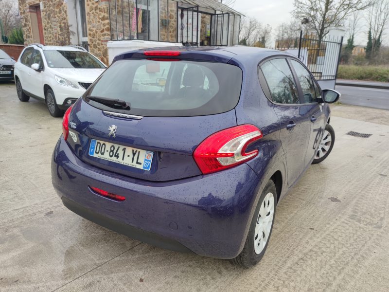 PEUGEOT 208 I 2015