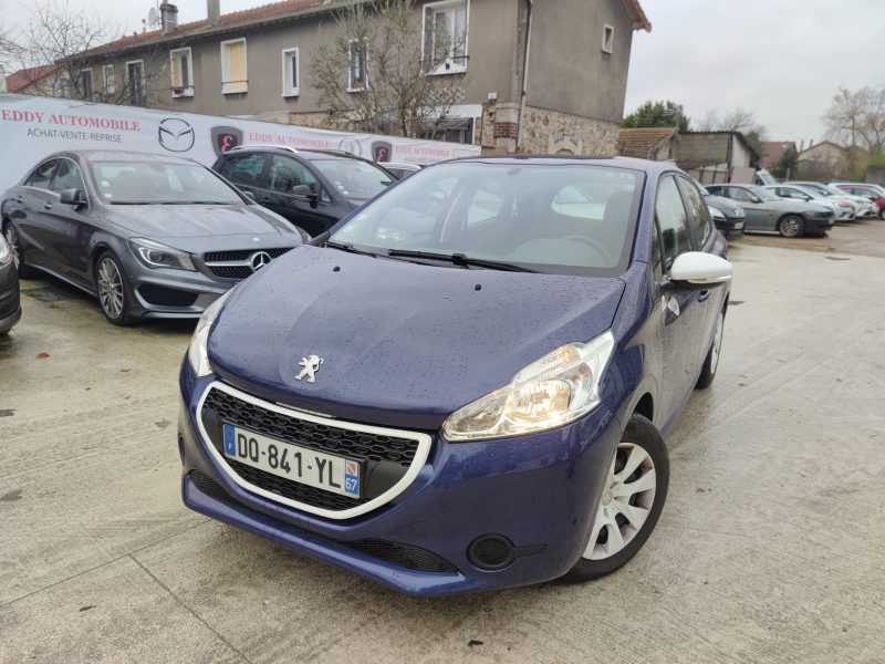 PEUGEOT 208 I 2015