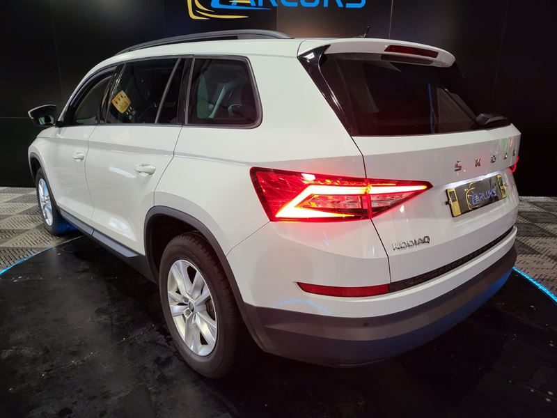 SKODA KODIAQ 1.5 TSI 150 cv Business DSG7 1ère Main 5 Places