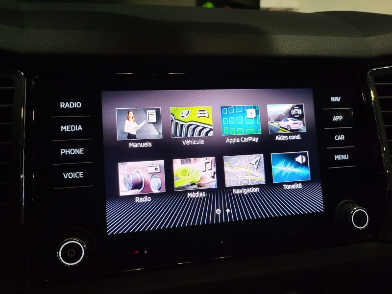 SKODA KODIAQ 1.5 TSI 150 cv Business DSG7 1ère Main 5 Places