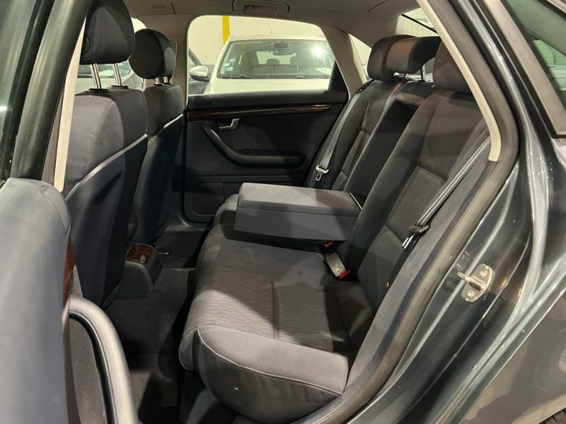 AUDI A4 B7 2005
