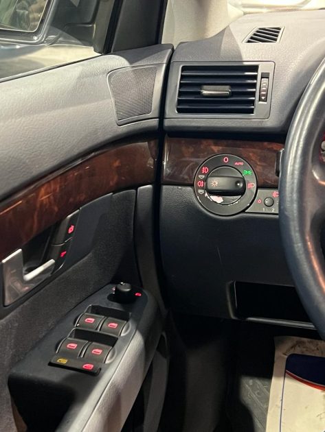 AUDI A4 B7 2005