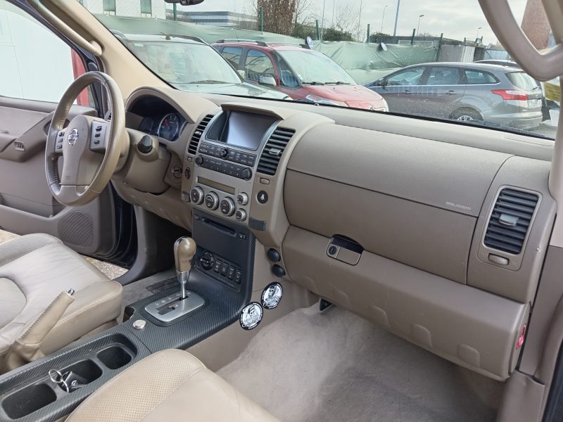NISSAN PATHFINDER III 2006