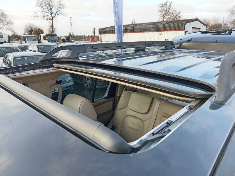 NISSAN PATHFINDER III 2006