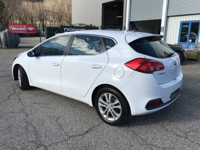 KIA CEE'D II - 1.6 crdi 16V 128cv - GARANTIE 6 MOIS