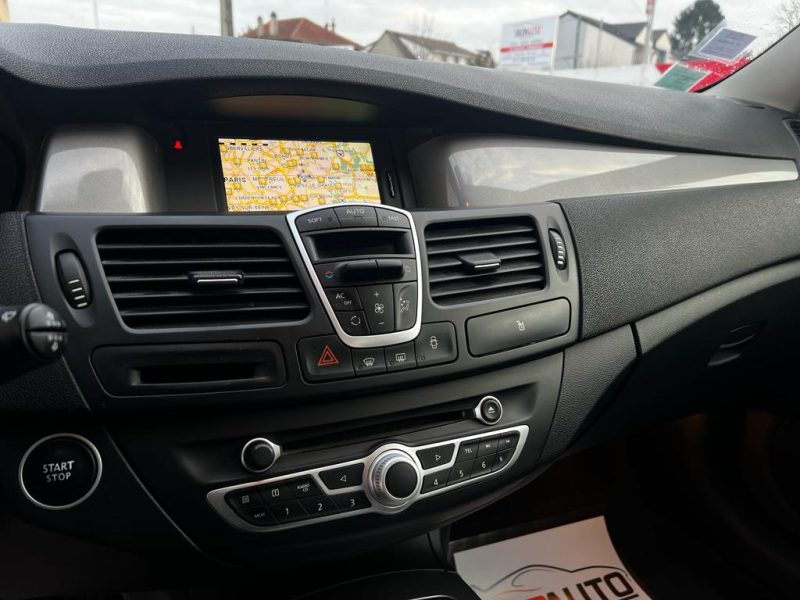 RENAULT LAGUNA III 2012