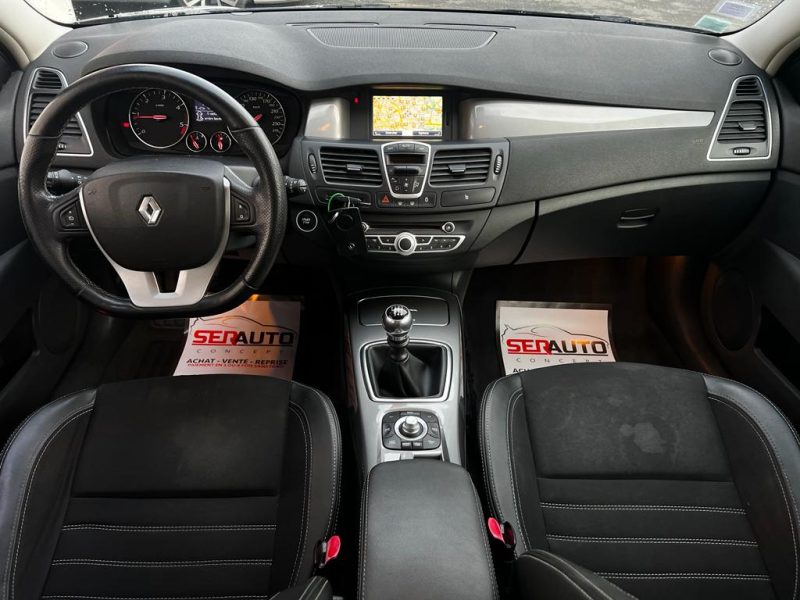 RENAULT LAGUNA III 2012