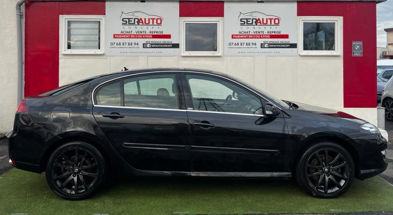 RENAULT LAGUNA III 2012