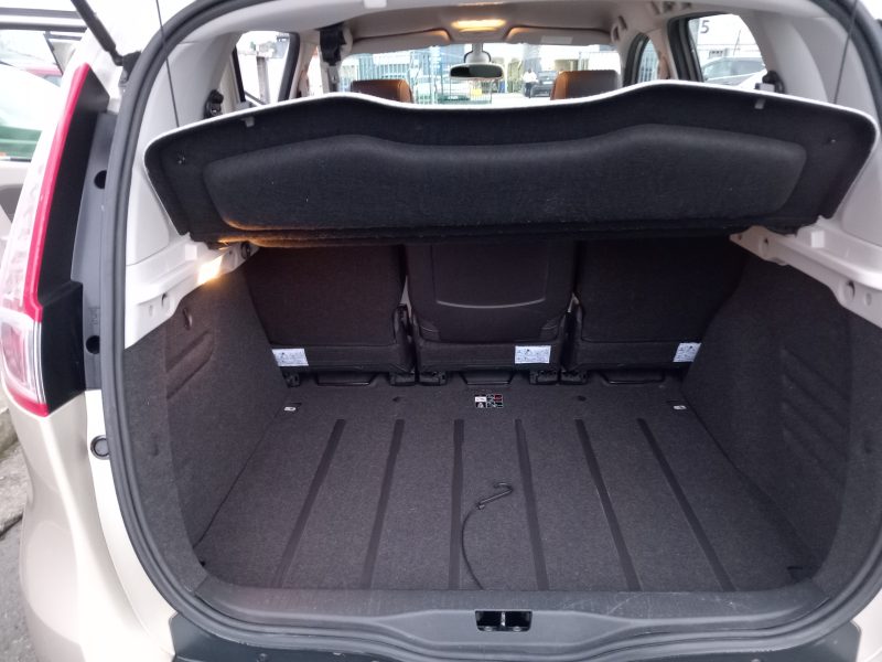 RENAULT SCENIC III 2009