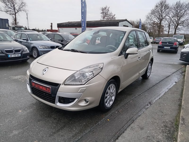 RENAULT SCENIC III 2009