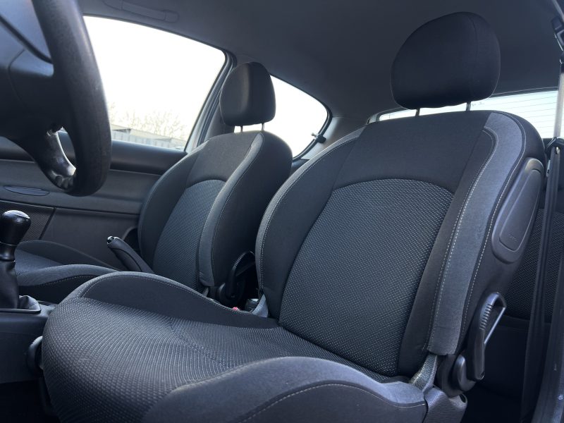 PEUGEOT 206 + 1.1 60 Cv - GARANTIE 1 AN