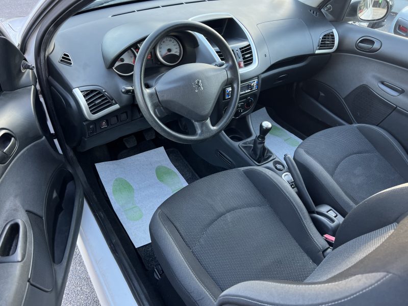 PEUGEOT 206 + 1.1 60 Cv - GARANTIE 1 AN