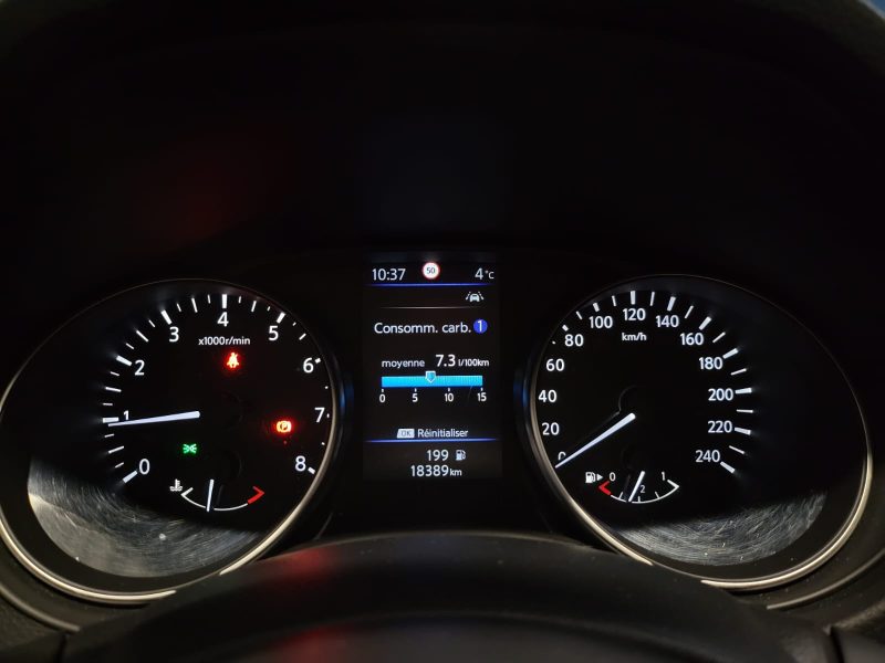 NISSAN QASHQAI 1.3 DIG-T 140cv TEKNA / TOIT PANO+CAMERA 360°+ATTELAGE/