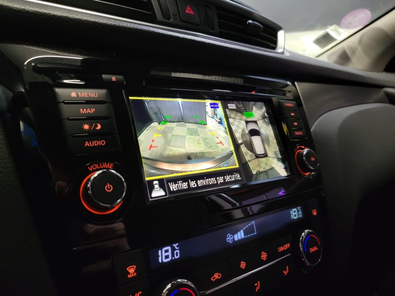 NISSAN QASHQAI 1.3 DIG-T 140cv TEKNA / TOIT PANO+CAMERA 360°+ATTELAGE/