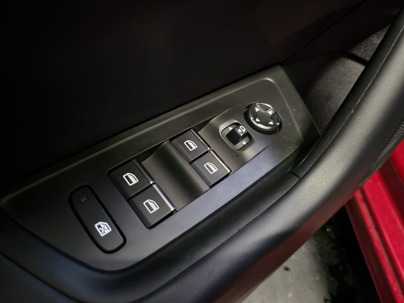 PEUGEOT 508 2.0 HDI 180 CV EAT8 ALLURE / SIEGE ELECTRIQUE / DETECTEUR ANGLE MORT / CUIR COMPLET / SI