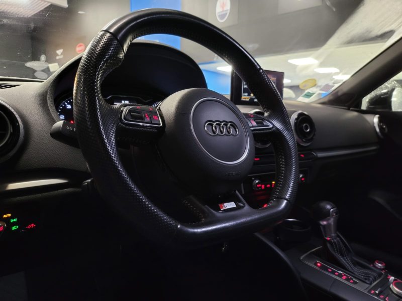 AUDI A3 2.0 TDI 150cv S-LINE / MODES DE CONDUITE+GPS+AIDE AU PARKING/